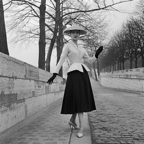 dior first collection|christian dior 1947 new look.